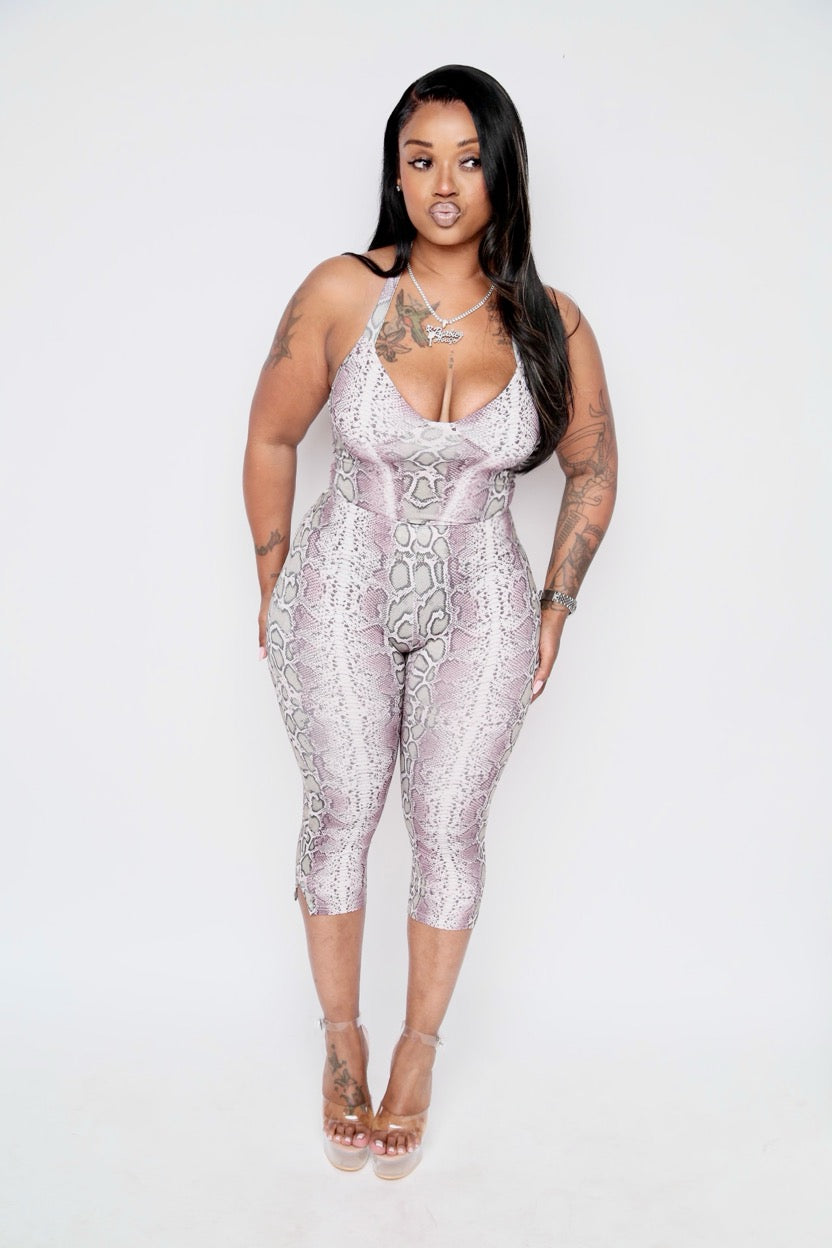 “ARIANA” Capri set